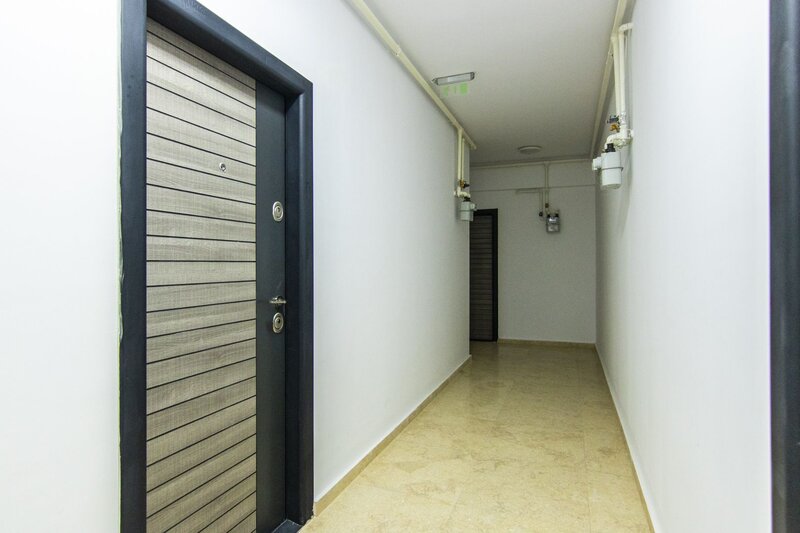 Doua camere, bucatarie inchisa, balcon, mobilat/ utilat, 5 minute metrou, bloc nou